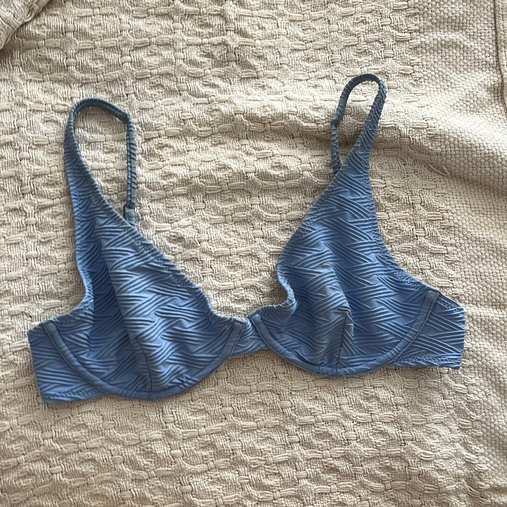 Rhythm underwire top